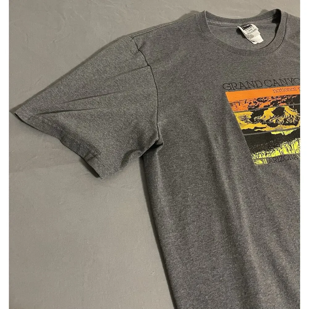The North Face Grand Canyon National Park Gray T-Shirt Men’s XL Graphic